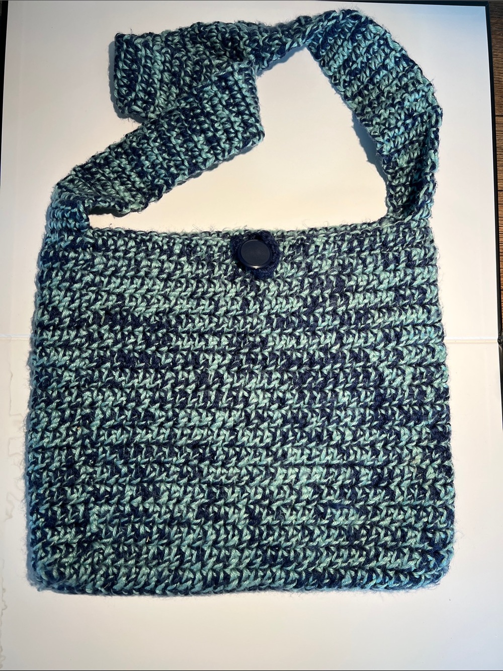 Source Unknown Crocheted Crossbody Bag in Teal and Navy